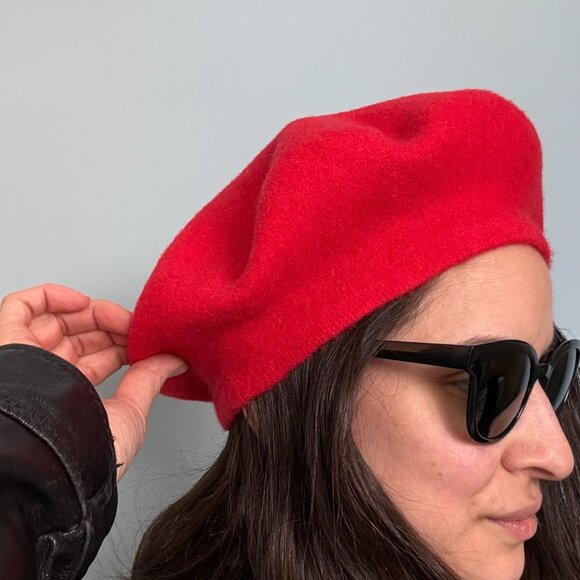 Red Wool Beret Hat Vintage Betmar - Picture 2 of 16